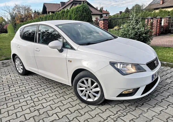 seat Seat Ibiza cena 21400 przebieg: 124000, rok produkcji 2012 z Warszawa